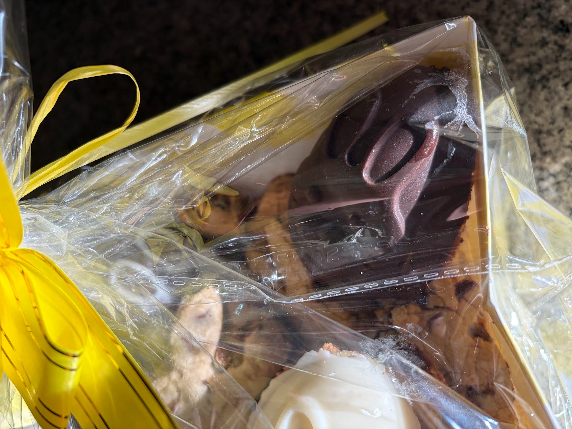 Sweet treat basket – Mad Zazzi's